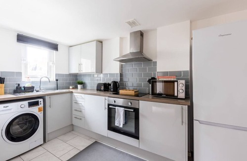 Barry Apartment | Dan Suite by Koya Homes