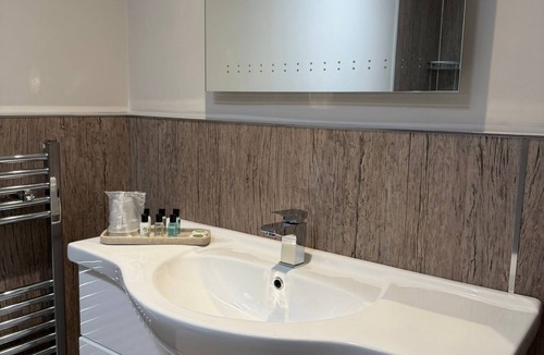 Nantgarw Cottage | De Courceys Manor Cottages