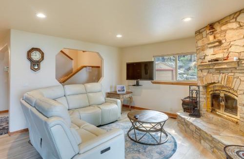 Elk Point House | Deck & Beach Access: Lake Tahoe Shoreside Retreat!