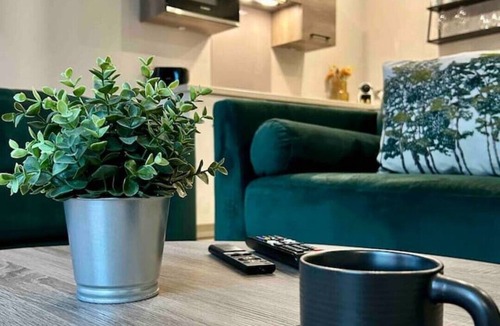 Market Street Apartment | Delightful Historic Converted Chambers