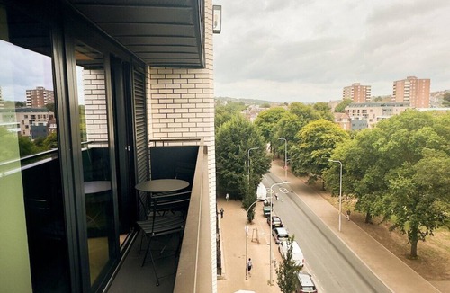 Brighton City Centre Apartment | Deluxe flat near Brighton Pier