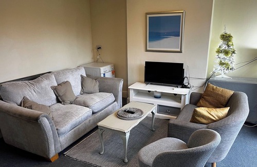 Derby House | Derby house - perfect for contractors/groups