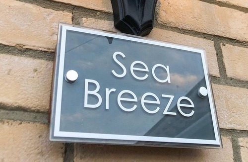 Kessingland Cottage | Designed specifically for coastal getaways, Sea Breeze has everything you need.