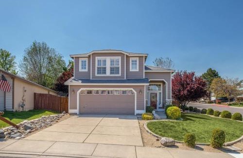 Northwest Reno House | Designer Home conveniently located in Reno NV