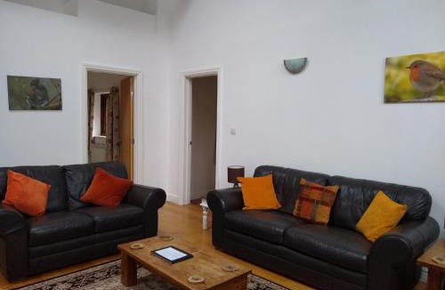 Holsworthy House | Dilly Dally Barn