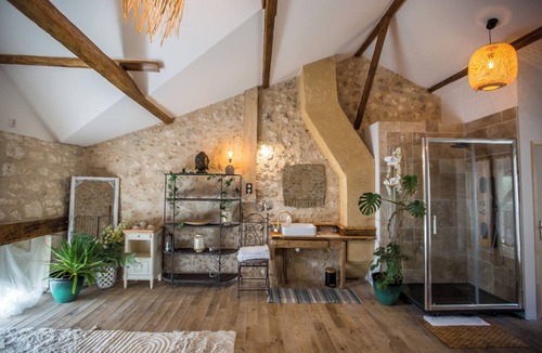 Saint-Front-de-Pradoux House | Domaine de Beaufort