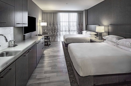 Modesto Hotel | DoubleTree by Hilton Hotel Modesto