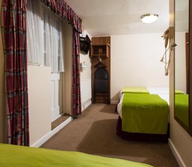 Warwick Hotel | Dover Hotel - B&B