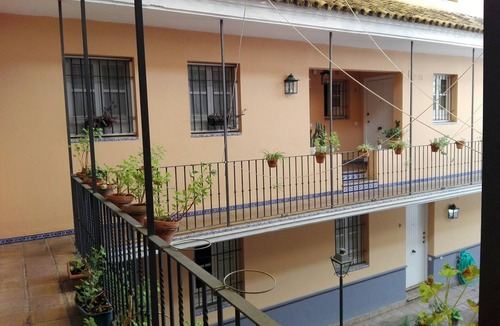 San Bernardo Apartment | Duplex apartment in Barrio de San Bernardo with parking