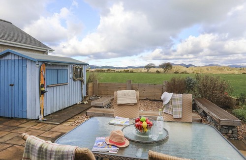 Rhyd-y-clafdy Cottage | Dwyros