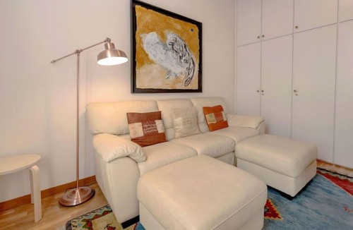 La Nova Esquerra de l'Eixample Apartment | Eixample Esquerre Arago Rocafort by Interhome
