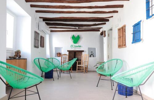 Castillo de Locubin House | El Jardín de Castillo - Calma y Slow life