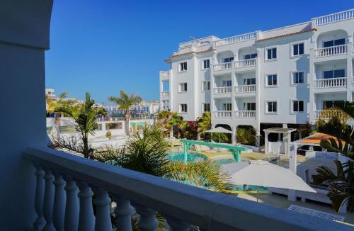 San Antonio Bay Apartment | ENDLSS BEACH & DISCO HOTEL IBIZA Adults Only