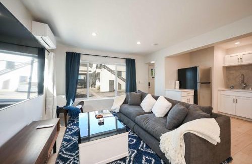 Morro Bay House | Entire 2 Unit Duplex King Beds Rock View EV