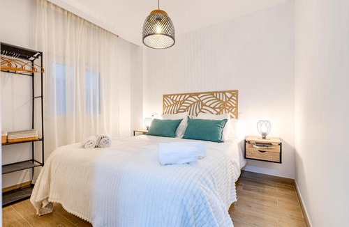 Ciudad Lineal Apartment | "Espacio Norma 2" 2 Hab & Chill Out en Las Ventas