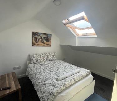 Gorton House | Eva lodges