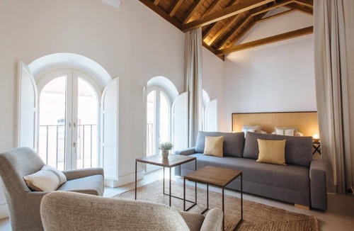 Feria Apartment | Eva Recommends Castellar 2.3 con piscina