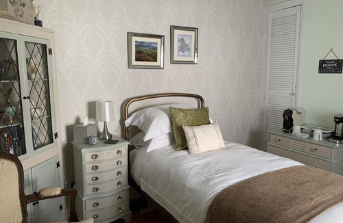 Lampeter Bed & Breakfast | Evangelisa