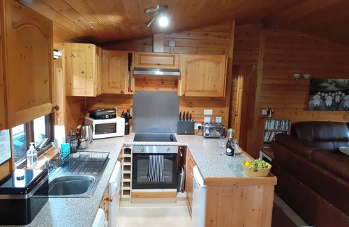 Keswick Cottage | Ewe How - Burnside Park