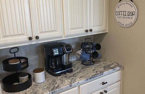 Broken Arrow House | Executive Home near Hard Rock Hotel Casino