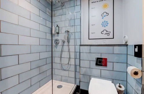 Manchester City Centre Hotel | Explore Manchester from This Stylish Base Steps to Manchester Art Gallery