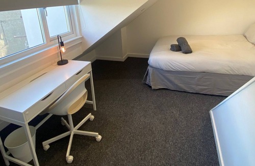 Roath Apartment | Exquisite 2 bedroom apartment in City centre - parking available