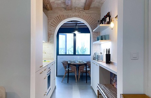 Vilanova I la Geltru Apartment | Exquisite 2-bedroom Apartment on Rambla by Hostem