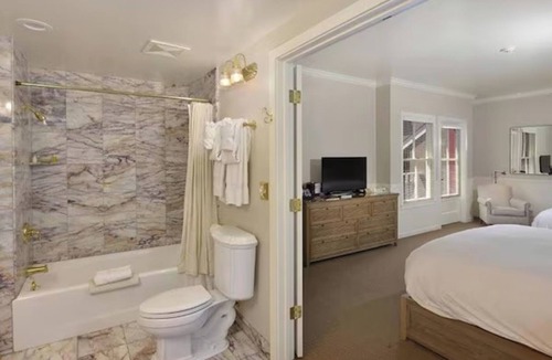 Santa Rosa Hotel | Family-Friendly Two Double Queen Suite Offering Wine Country Style + Comfort