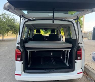 Palma de Mallorca Boat Rental | Fantástica Autocaravana California 2024