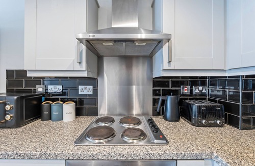 Bordesley Apartment | Fantastic 2-bedroom apartment in welcoming Birmingham perfect for your stay