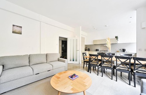 Clerkenwell Apartment | Farringdon Comfortable 3 Bed Apartments