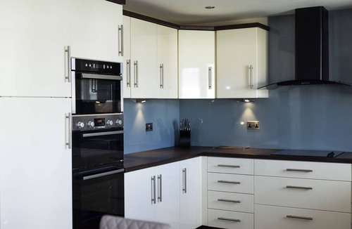 Keswick House | Fellside Hideaway - sleeps 6 guests in 3 bedrooms