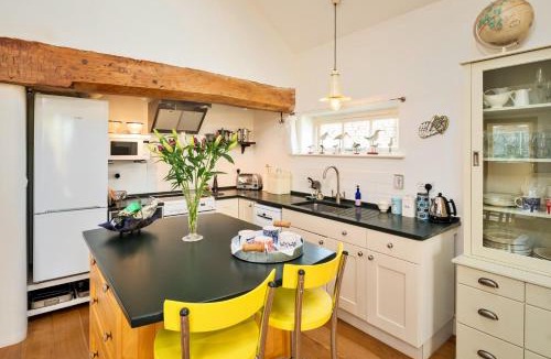 North Cadbury House | Finest Retreats - Mill Barn By The Stream