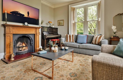 Carlisle House | Finest Retreats - Spinney Corner