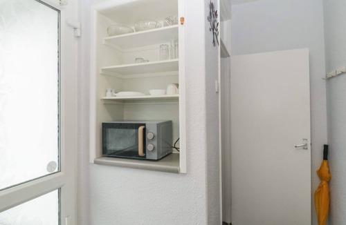 St. Michaels House | Flat 1, Big Tree Holiday Flats, Paignton