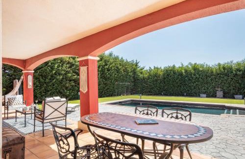 Perelada Villa | Flateli Peralada