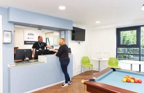 Poole Apartment | For Students Only Corfe House in Poole