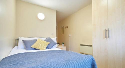 Chorlton-on-Medlock Apartment | For Students Only Ensuites in Manchester