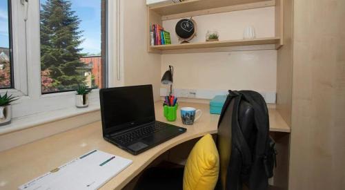 Chorlton-on-Medlock Apartment | For Students Only Ensuites in Manchester