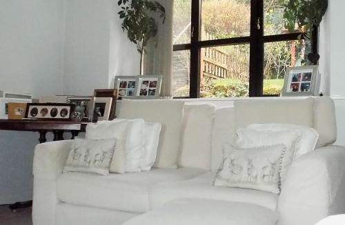 Kendal House | Four Seasons