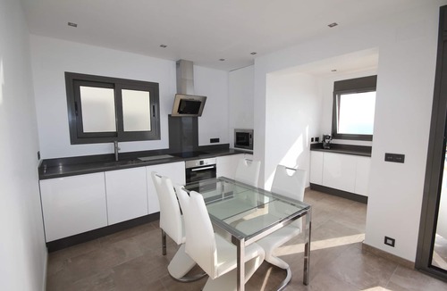 Moraira Town Centre Apartment | Front-Line Moraira Marina Apartment with Breathtaking Sea Views