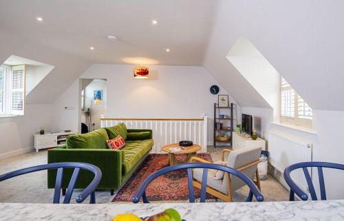 Woodbridge House | Gad About
