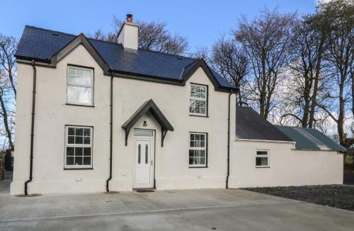 Capel Coch House | Gate House