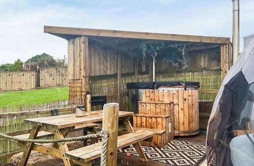 Earby Cottage | Pinhaw Beacon - UKC9595
