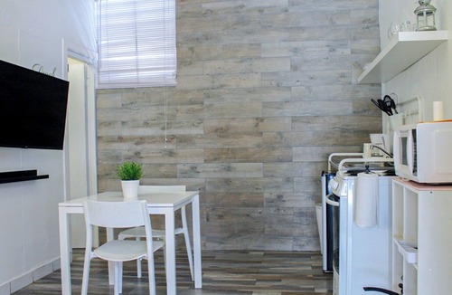Ponce Centro Apartment | Gladiolas 1103