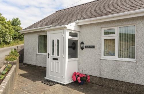 Rhyd-y-clafdy House | Glan Awel