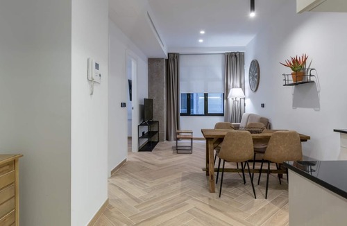 Valencia City Centre Apartment | Goerlich Suites Valencia Superior Apartment 101