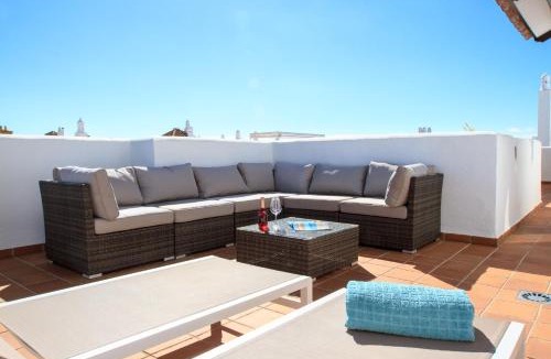 New Golden Mile Apartment | Golf Hills