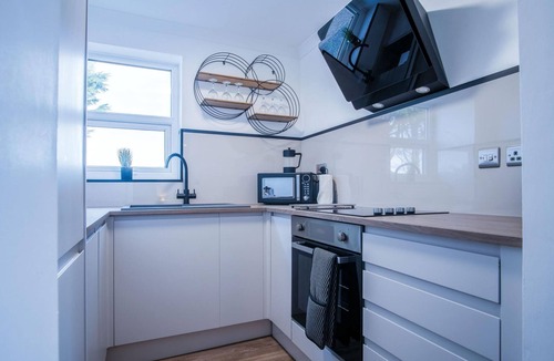 Port-Eynon Apartment | Gower Hideaway - 3 Bed Apartment - Ocean Breeze