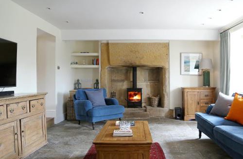Ilminster House | Grapevine Cottage